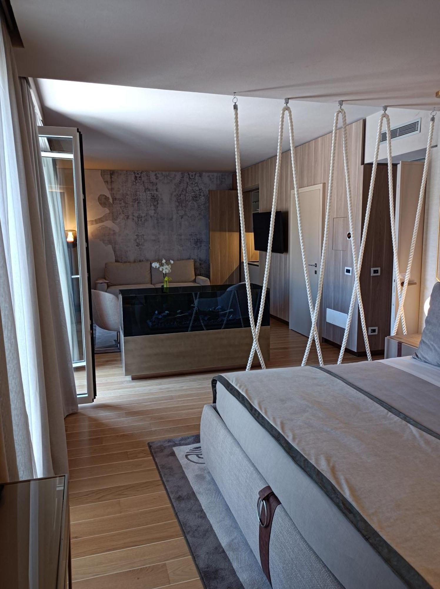 Miramare Suites Sestri Levante Exterior photo